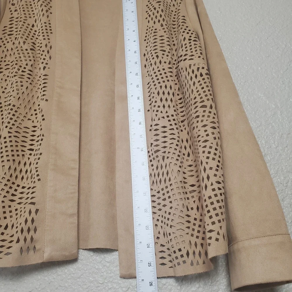 Chico's Faux Suede Draped Open Front Jacket Tan Beige Size 1 EUC Women's M-8‎